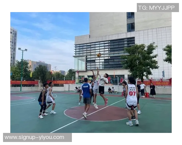 篮球明星经典手势瞬间展示他们的独特风采与比赛激情
